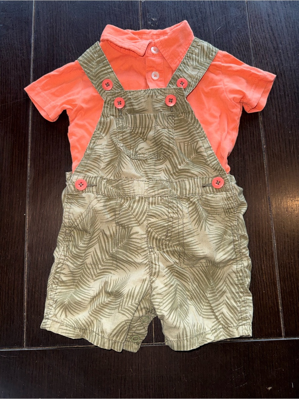 George Coral Polo with Olive Palm-Print Overall Shorts